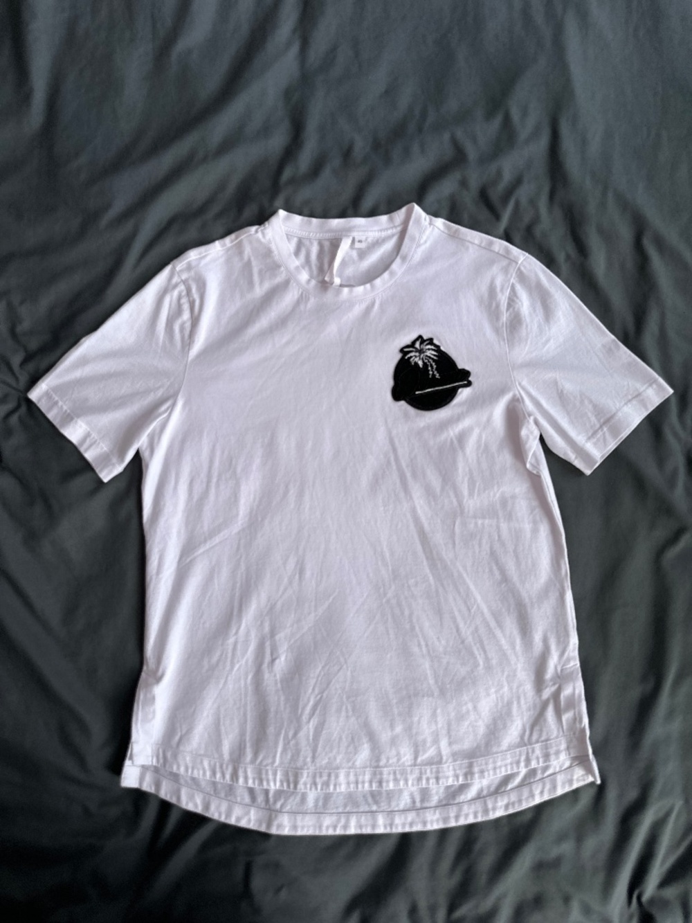 Fantaisie et Vitalité White Sequin Graphic Tee, men's M/L